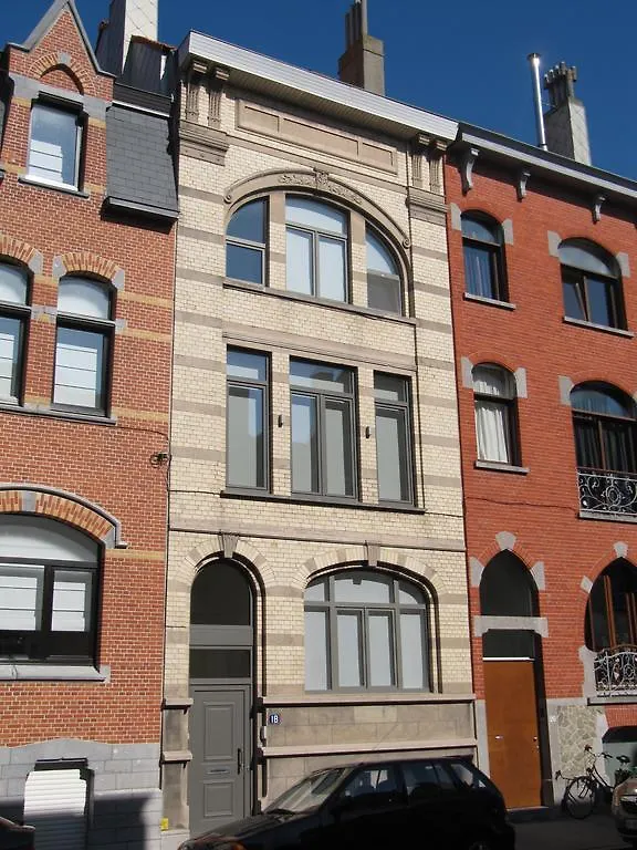 B&B Chambres D'O Ostend Bed & Breakfast